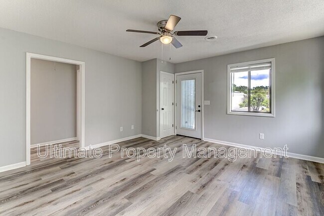 Foto del edificio - 1251 Wellington Ave