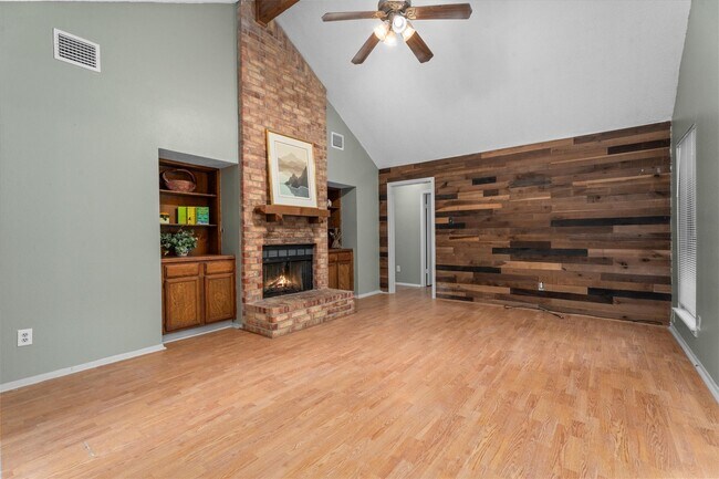 Foto del edificio - 6 S Pineplank Ct