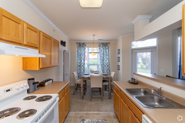 2BR, 2BA - 1,160 SF Model - Enclave at Winghaven