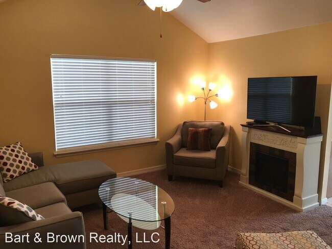 2 br, 2 bath House - 151 Vixen Circle Unit J photo'