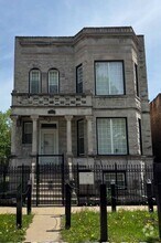 Building Photo - 803 S Karlov Ave
