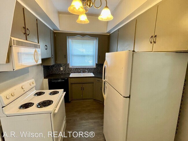 Foto del edificio - 2 br, 1 bath House - 1645 E. Cherry St.