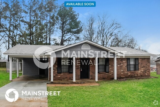 Building Photo - 5211 Woody Dr