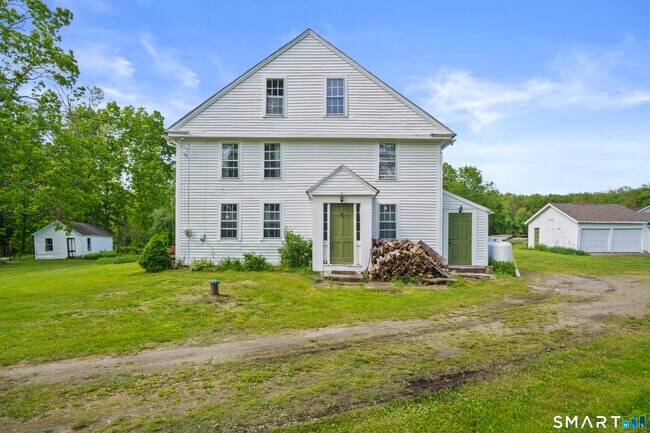 Building Photo - 457 Roode Rd