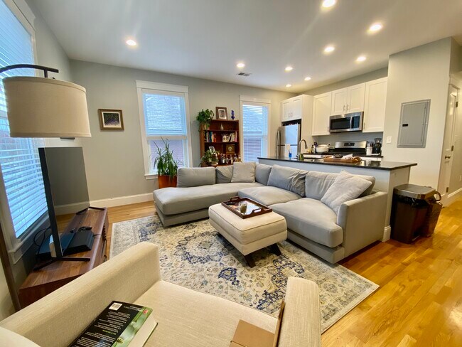 Foto del edificio - 405 S Huntington Ave