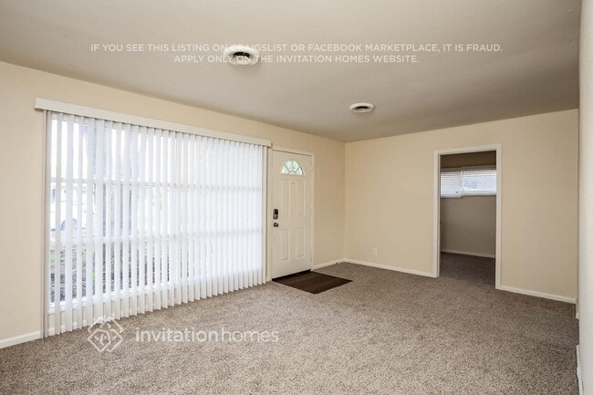 Foto del edificio - 5640 Norman Way