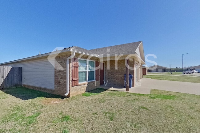 Photo - 5002 Thomas St Townhome