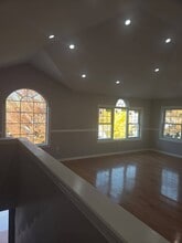 Building Photo - 167-12 110th Ave