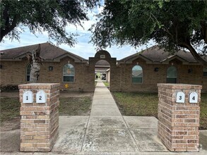 Building Photo - 3804 Zelma St