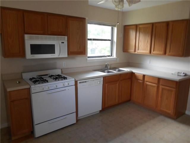 Foto del edificio - 3507 Mayhew Dr
