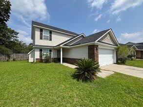 Building Photo - 37 Wesleyan Dr