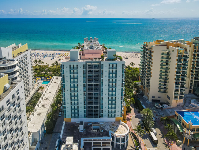 Foto del edificio - 1500 Ocean Dr