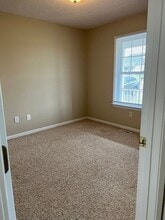 Building Photo - 1184 Landsdown Drive