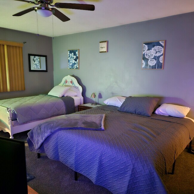 Foto del edificio - 1645 Tanglewood Dr