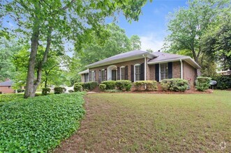 Building Photo - 1445 Land O Lakes Dr
