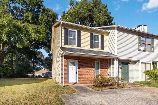 Foto del edificio - 1587 Springleaf Point SE