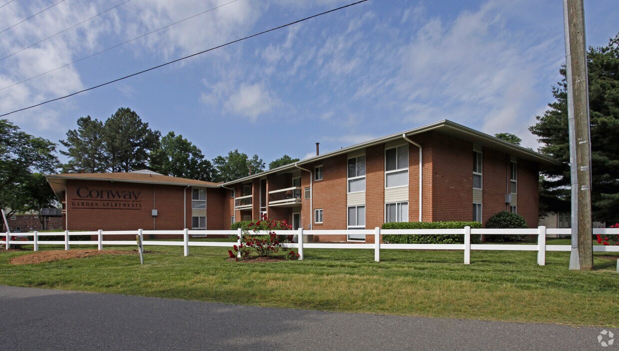 Conway Garden Apartments Apartments in Williamsburg, VA