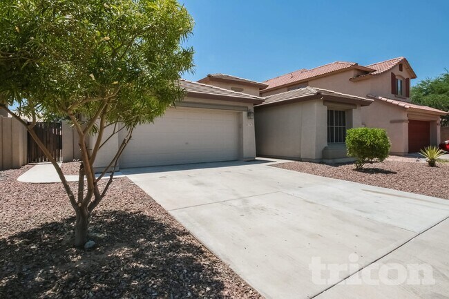 Building Photo - 11791 W Belmont Dr