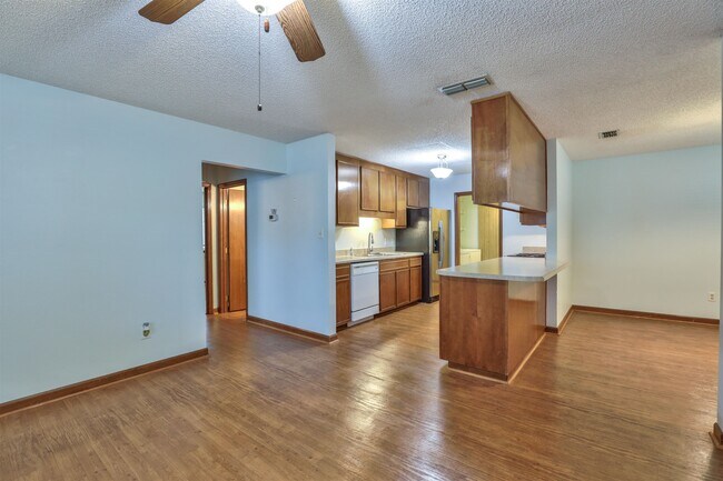 Foto del edificio - 1609 Willow Bend Way
