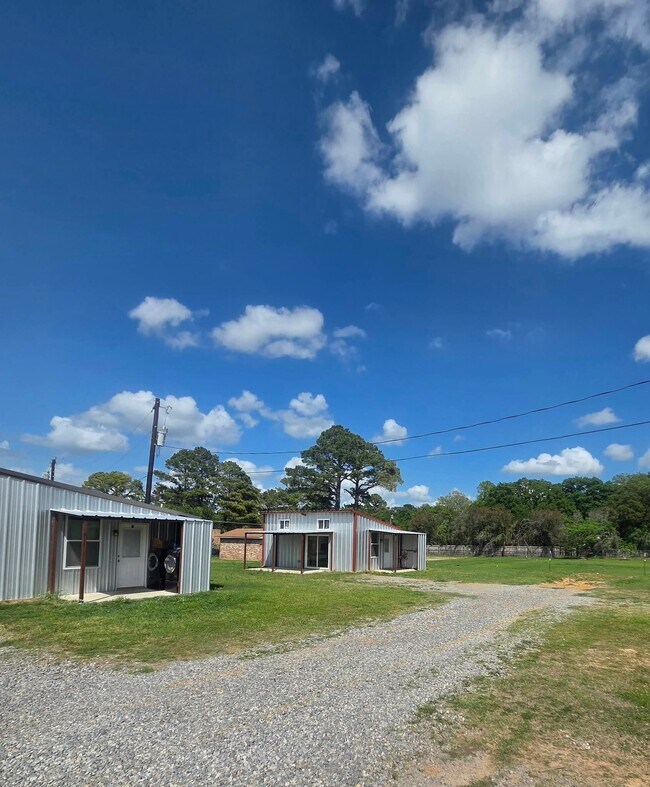 Foto del edificio - 2839 Willafa Woods Rd