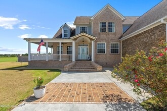 Building Photo - 112 Cherry Grove Dr