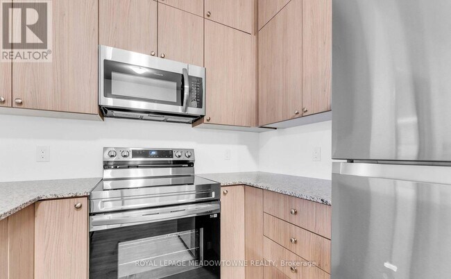 Building Photo - 460 Gordon Krantz Ave