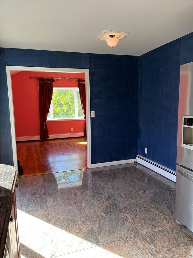 Foto del edificio - 429 E Park Ave