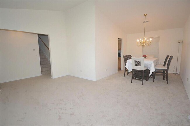 Foto del edificio - 5799 Cedar Croft Ln