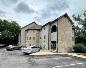 Building Photo - 1000 Emery Rd