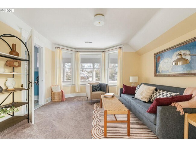 Foto del edificio - 2521-2523-2523 SE 27th Ave
