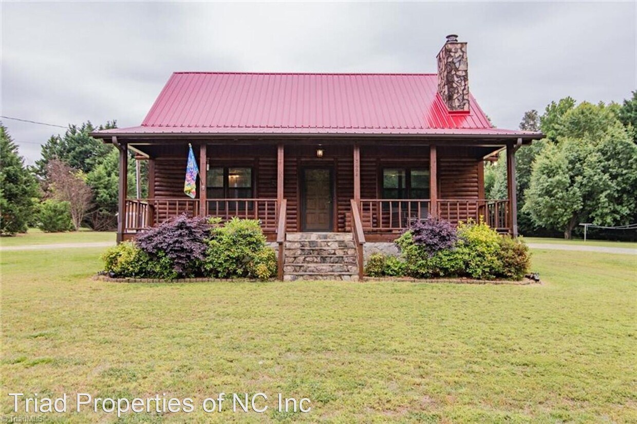 Primary Photo - 2 br, 2 bath House - 3694 SE School Rd