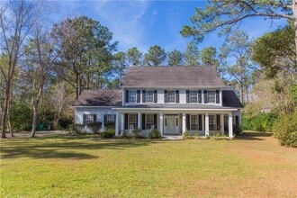 Building Photo - 118 Fox Run Dr