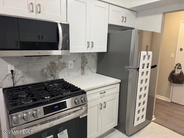 Foto del edificio - 56 Stonehurst Blvd