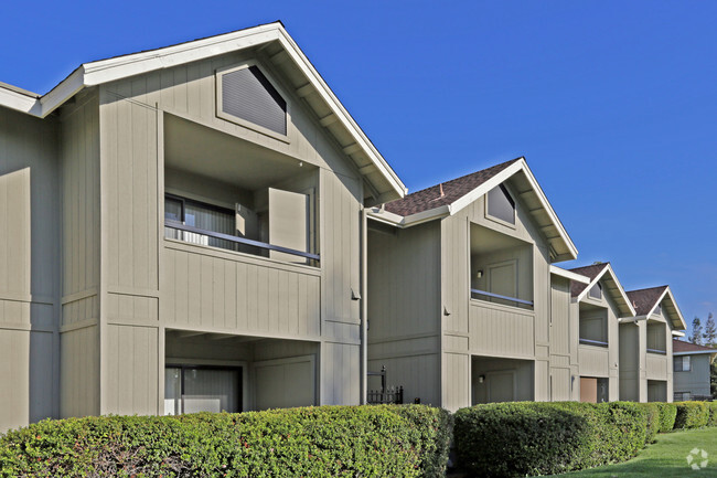 building - Sunset Ridge Apartments