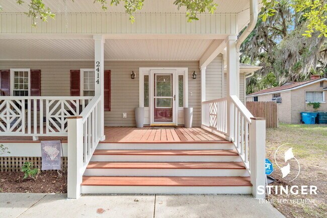 Foto del edificio - 2414 Waddell Rd
