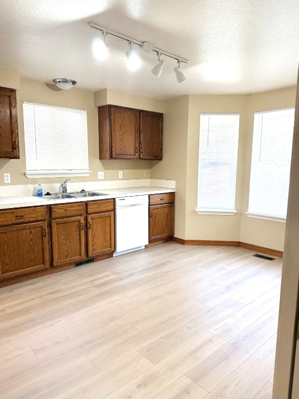 Building Photo - 4221 N Esten Pl