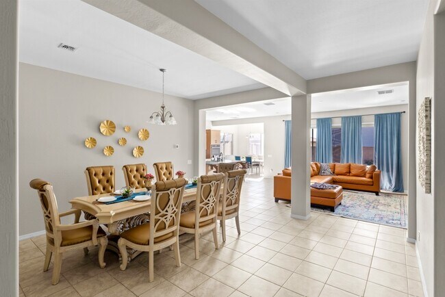 Building Photo - 8511 W Palo Verde Dr