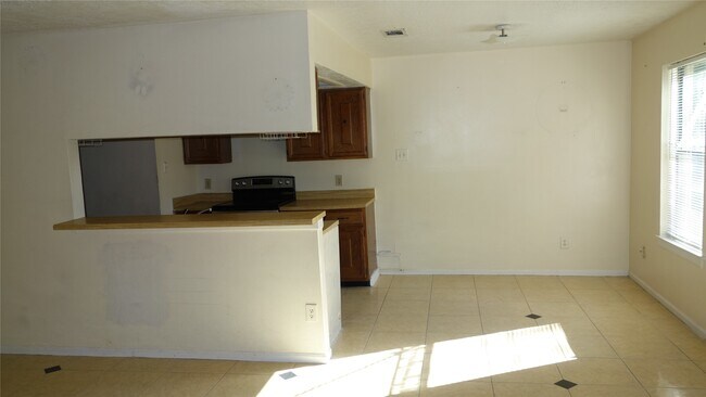 Foto del edificio - 16610 Quail Park Dr