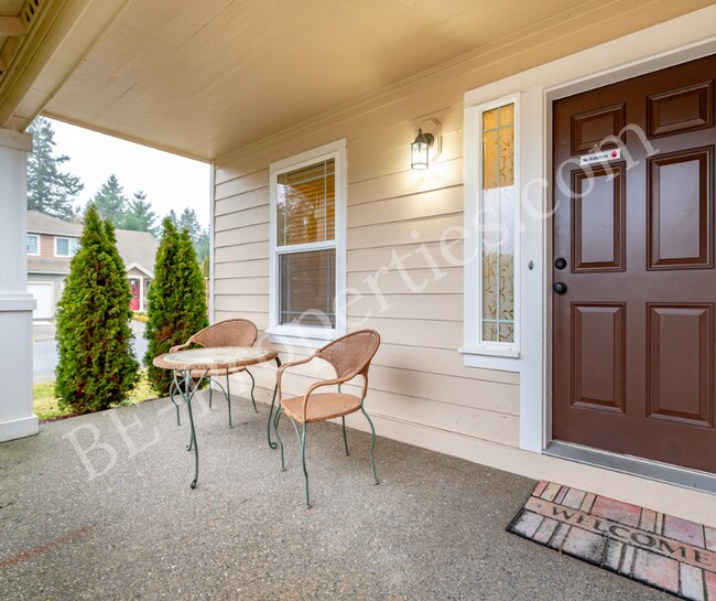 Building Photo - Puyallup Home