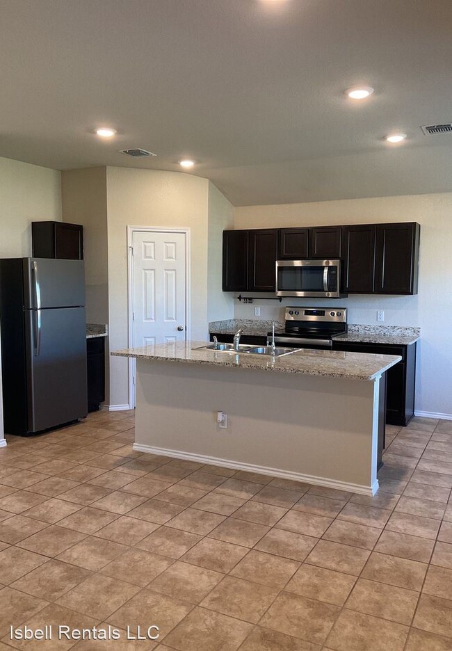 Foto del edificio - 3 br, 2 bath House - 6005 Sally Ride Lane