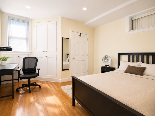 Foto del edificio - 1203 Beacon St
