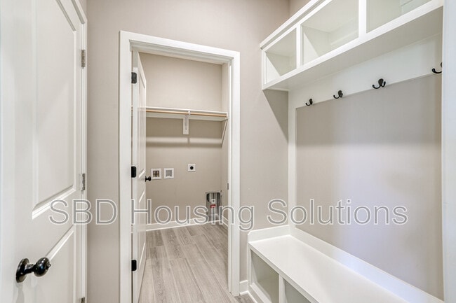 Building Photo - 27321 E Oak Vw Dr