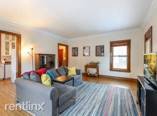 Foto del edificio - 2309 Grand Ave S
