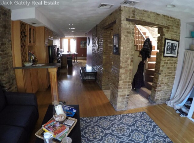 Foto del edificio - 35 Charter St