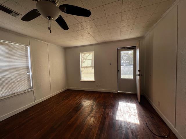Foto del edificio - 204 W Pecan St