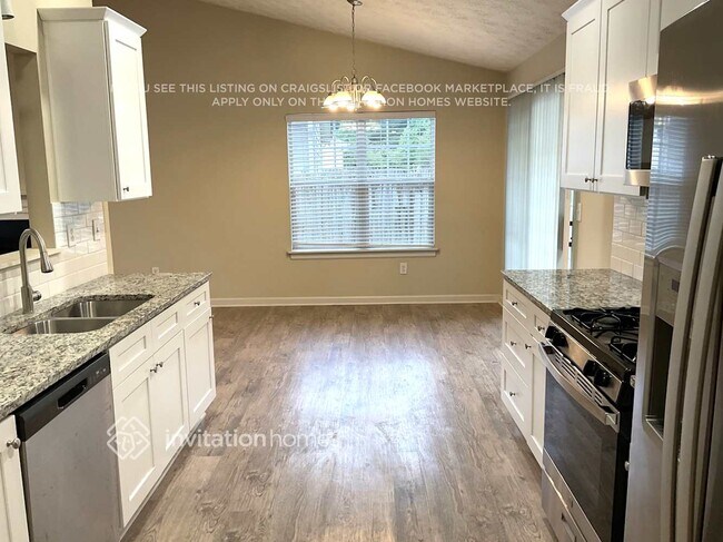 Foto del edificio - 2460 Lofton Ct