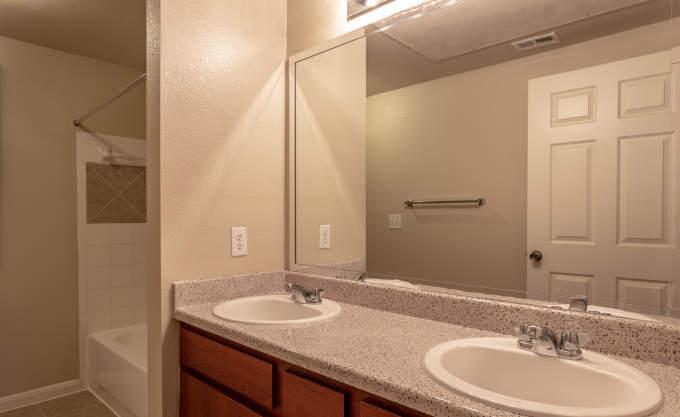 Foto del edificio - 2 bedroom in Pearland TX 77584