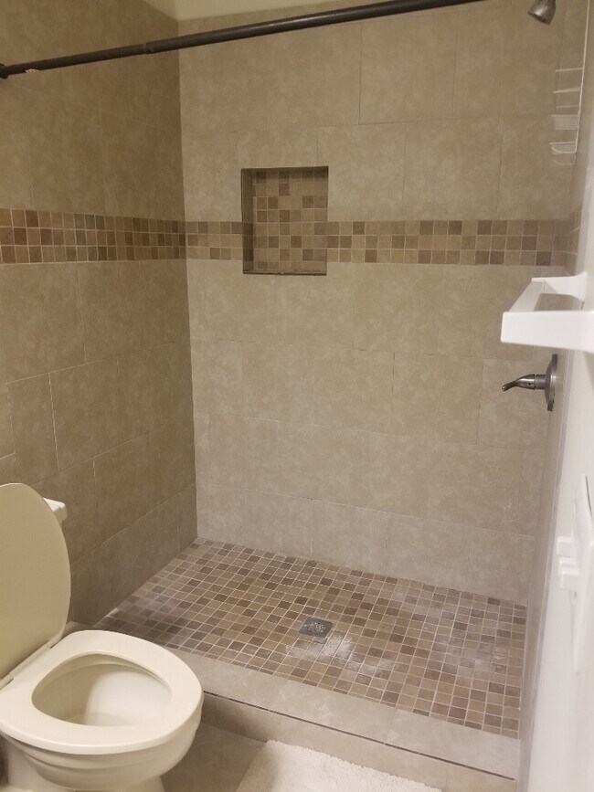 Foto del edificio - 8207 Olympia Ct