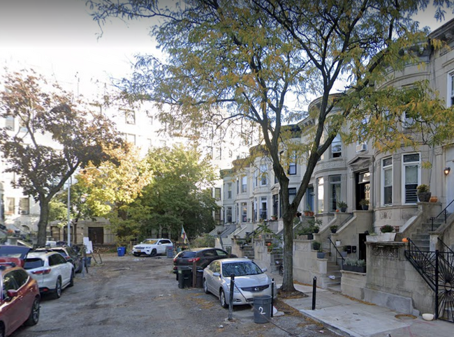 Foto del edificio - 10 Parkside Ct