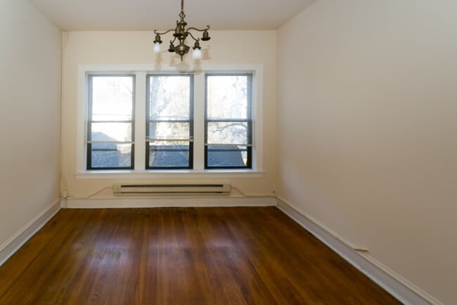 Foto del edificio - 1312 Oak Ave